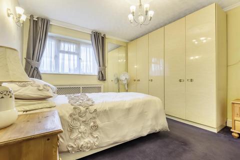 7 Park Drive, Ascot, SL5 0BB
