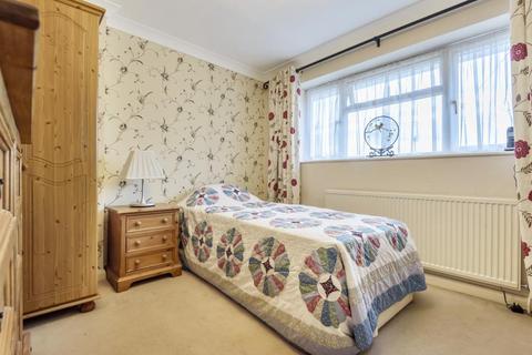 7 Park Drive, Ascot, SL5 0BB