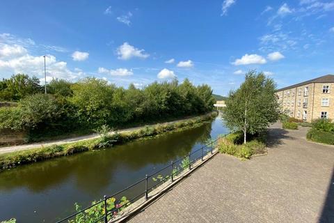 2 bedroom flat for sale, Britannia Wharf, Bingley, West Yorkshire, UK, BD16