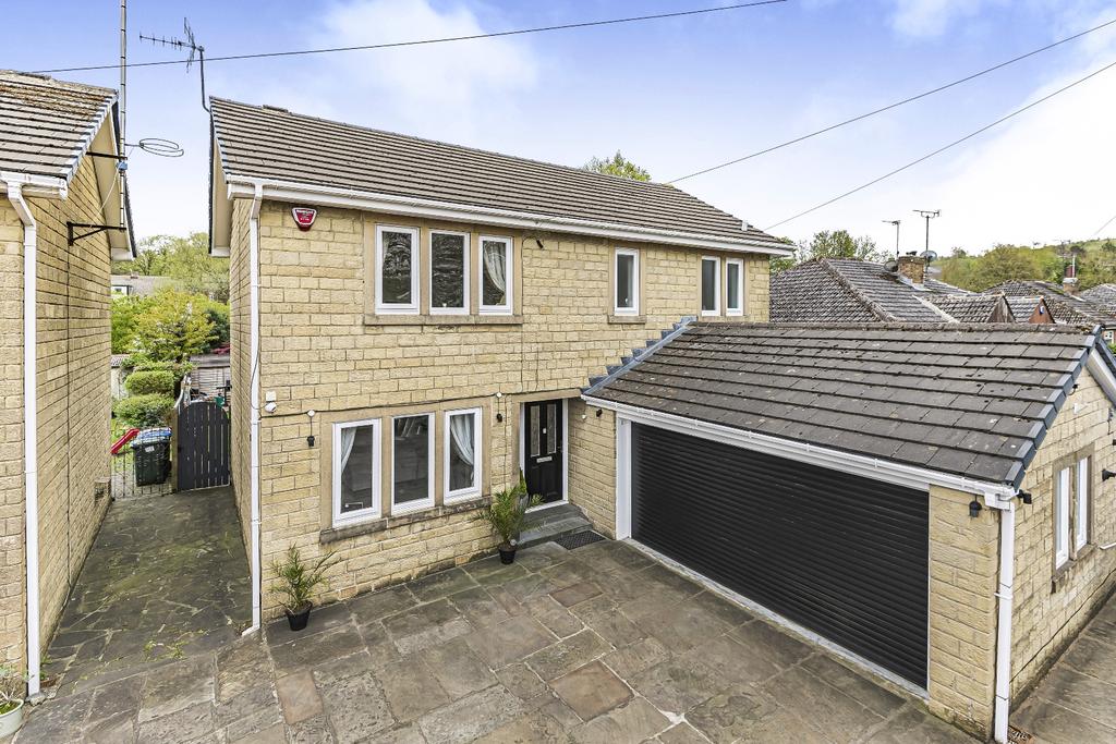 Cullingworth, Bradford, West Yorkshire, UK, BD13 4 bed detached house for sale £350,000