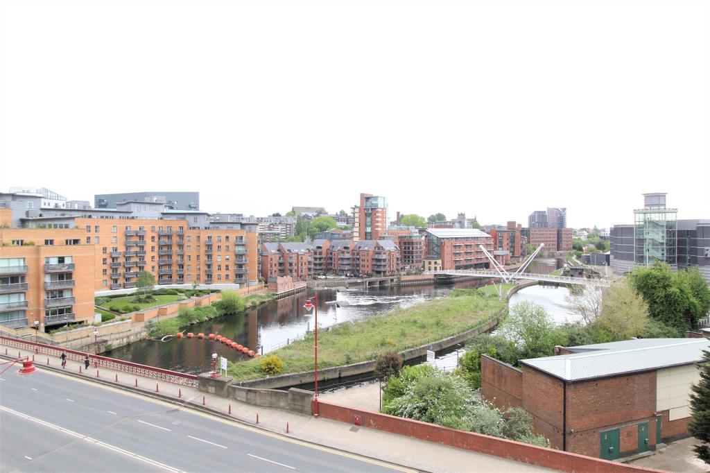 ST JAMES QUAY, HUNSLET, LEEDS, West... 2 bed apartment £235,000
