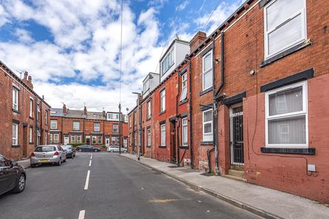 7 Trentham Row, Leeds, LS11 6HU