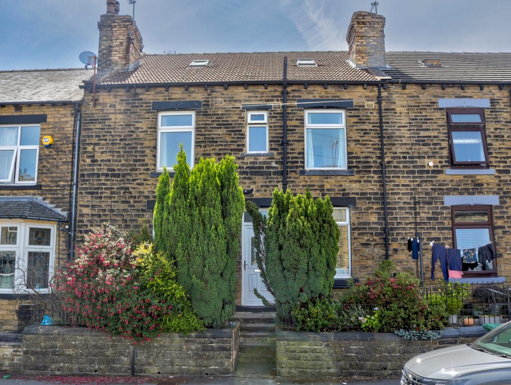 Pembroke Road, Pudsey, LS28 4 bed house £220,000