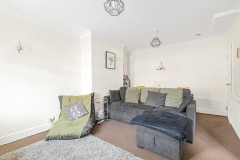 15 Aviary Row, Leeds, LS12 2NZ