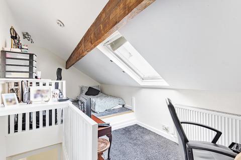 15 Aviary Row, Leeds, LS12 2NZ