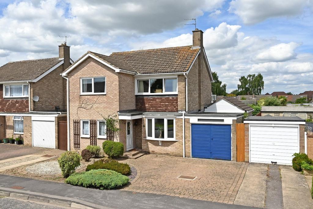 Ryecroft Avenue, Woodthorpe, York, YO24 4 bed detached house £400,000