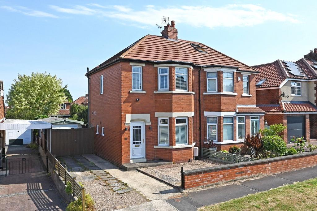 Melwood Grove, Beckfield Lane, York, YO26 2 bed semidetached house £315,000