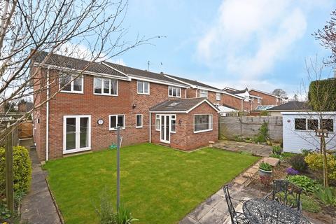 2 Beadle Garth, Copmanthorpe, York, YO23 3YJ