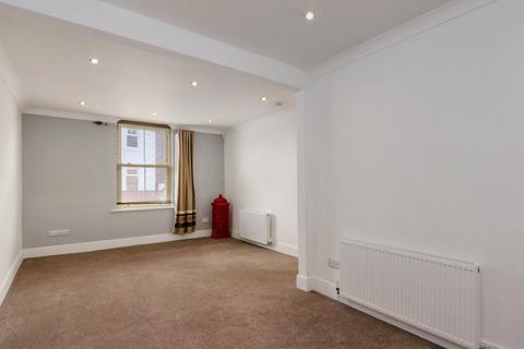 4 bedroom end of terrace house for sale - The Old Post Office, Northfield Terrace, York, YO24