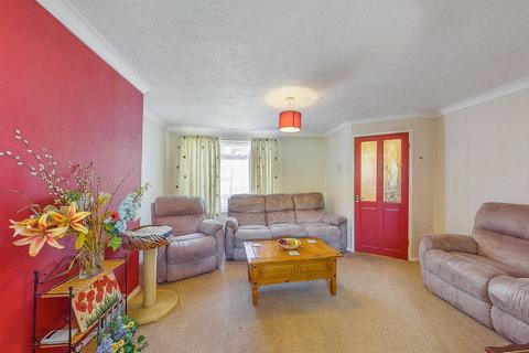 16 Ranscombe Close, Rochester, ME2 2PB