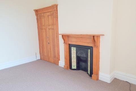 2 bedroom flat to rent, Rowlandson Terrace, Grangetown, Sunderland, SR2