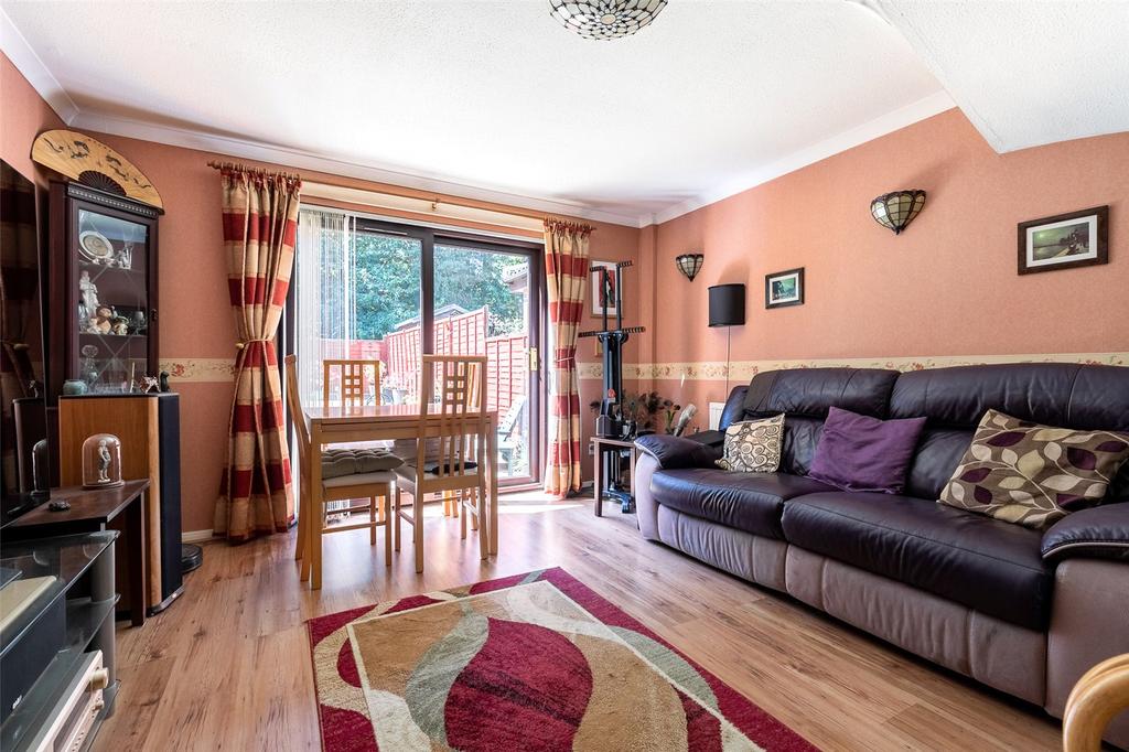 Chisbury Close, Forest Park, Bracknell, Berkshire, RG12 2 bed semi