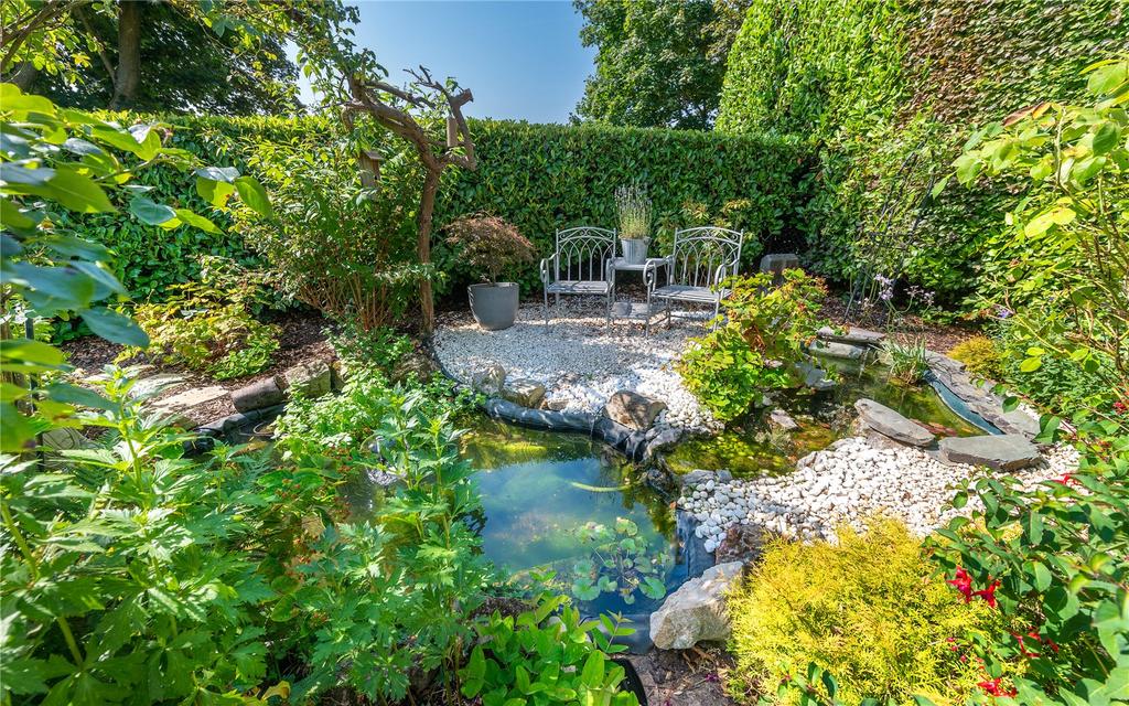 Front Gardens