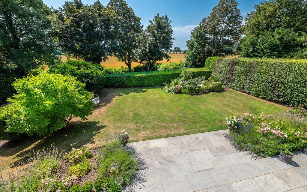 Front Garden &amp; Views