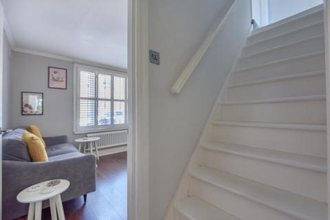 14 Devonshire Square, Bromley, BR2 9HX