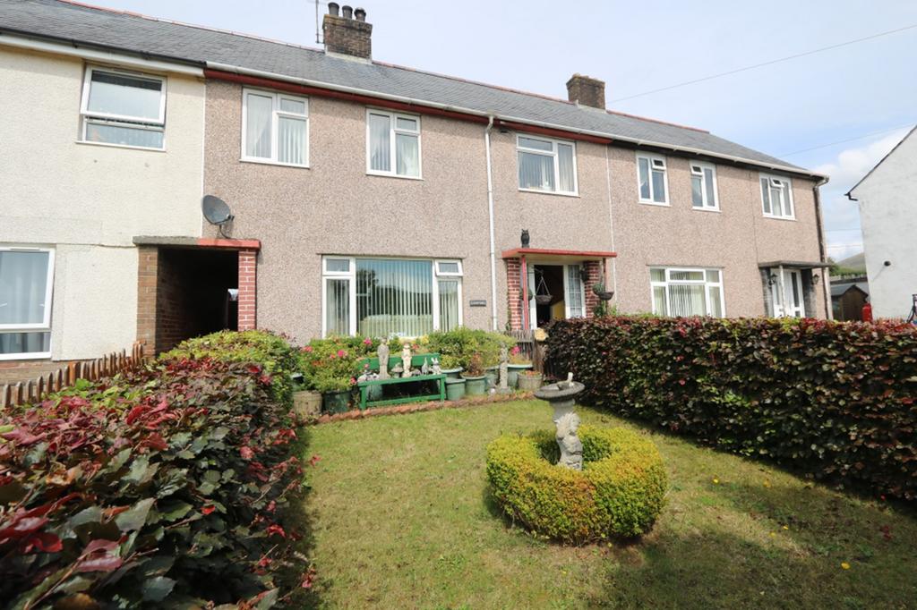 Maes Hyfryd, Bryncrug LL36 4 bed terraced house for sale £160,000