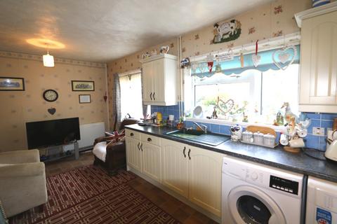 13 Maes Hyfryd, Bryncrug, Tywyn, LL36 9PS