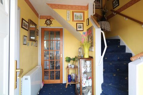 13 Maes Hyfryd, Bryncrug, Tywyn, LL36 9PS