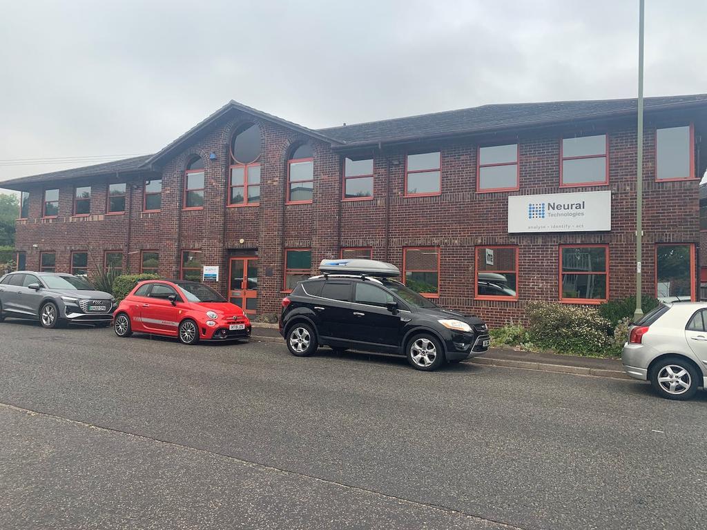 first-floor-ideal-house-petersfield-business-park-bedford-road