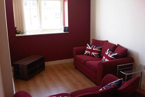 2 bedroom apartment to rent, Scoresby Street, Bradford BD1