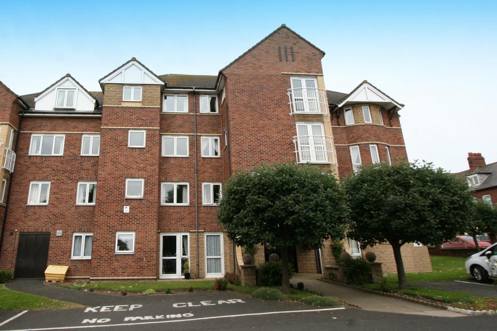 Bede Court, Cullercoats, NE30 2 bed apartment £109,000