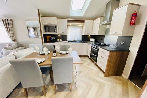 2 bedroom park home for sale - Willerby Sheraton Elite Lodge, Brooklyn Park, Southport, Lancashire