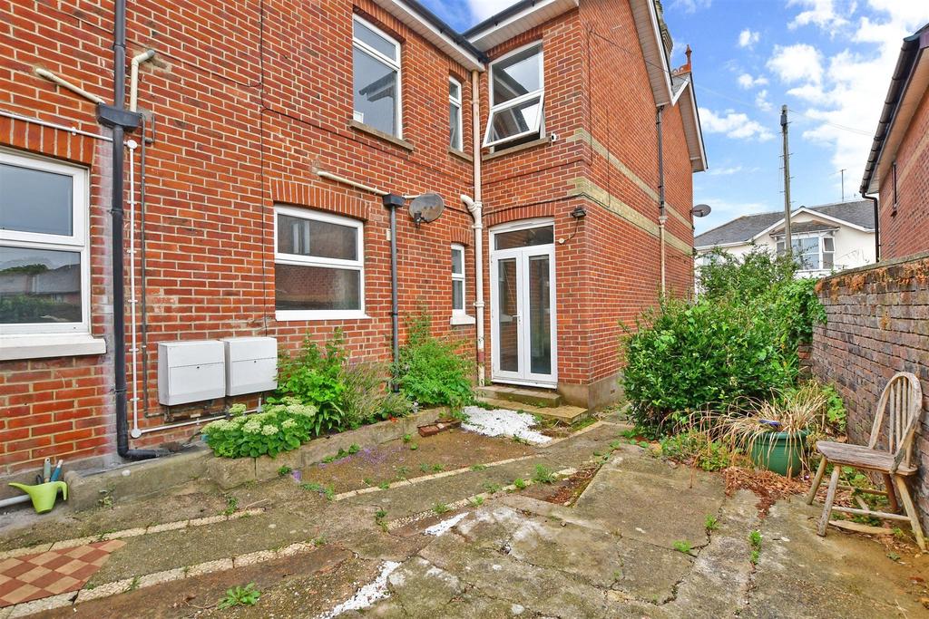 Carter Street, Sandown, Isle of Wight 1 bed ground floor flat for sale