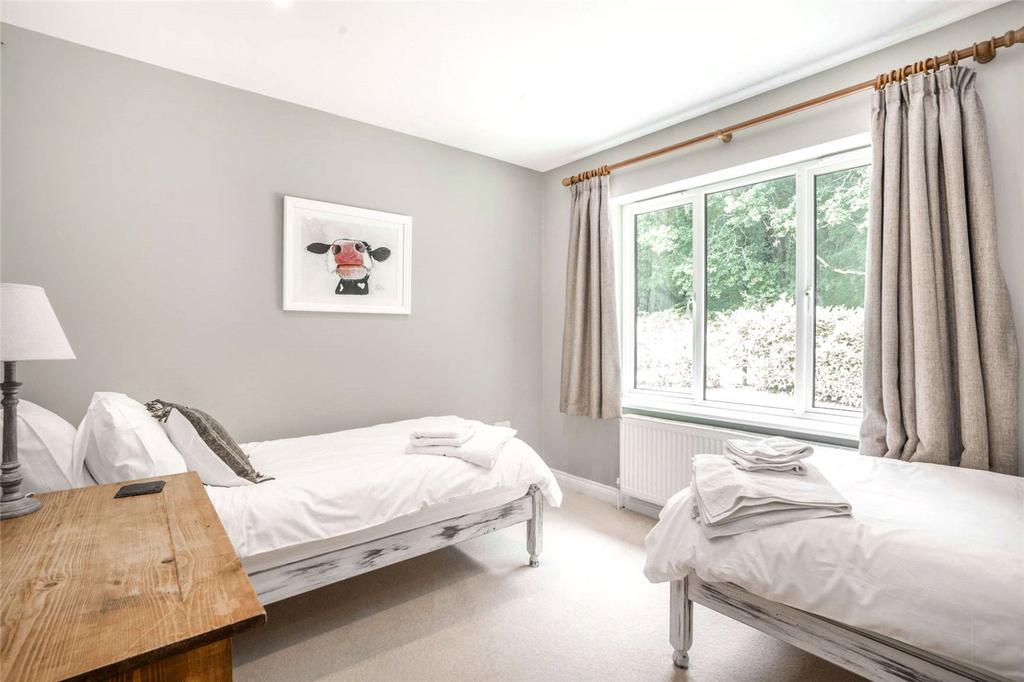 Farley Lodge Bedroom