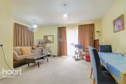 2 bedroom apartment for sale - 8-18 Preston Road, London