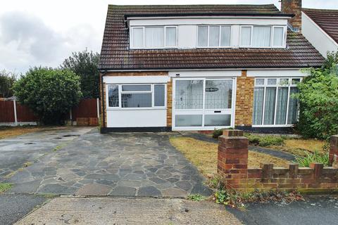 4 bedroom detached house for sale - Hall Crescent, Hadleigh