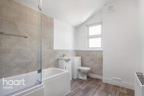 17 Darnley Road, Grays, RM17 6QS