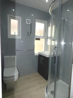 2 bedroom flat to rent, Angel Lane, Hayes