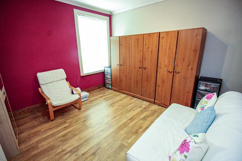 118 Sandy Lane, Worksop, S80 1TJ
