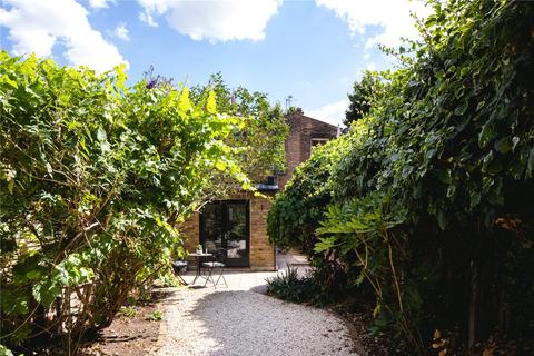 29 Athelstane Grove, London, E3 5JG