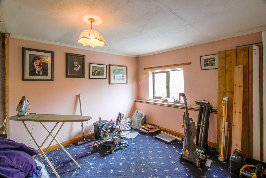 Bedroom 3 (Double)