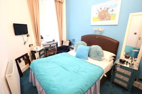 1 bedroom in a house share to rent, McDonald Road, Leith, Edinburgh, EH7
