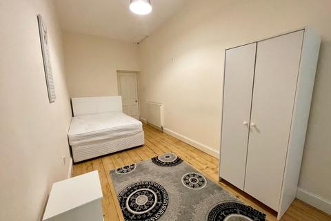3 bedroom flat to rent - Hamilton Park Avenue, Kelvinbridge, Glasgow, G12