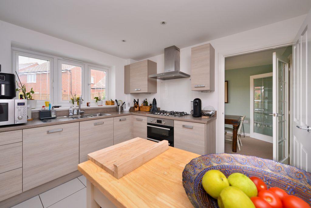 Hodgson Road, Shifnal, TF11 4 bed detached house £399,995