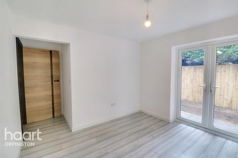 5 Maberley Road, Beckenham, BR3 4DX