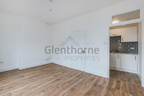 1 bedroom flat to rent, Dawes Road, London SW6