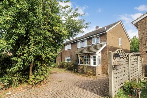 4 bedroom detached house to rent, Bowling Green Road, Cranfield, Bedford