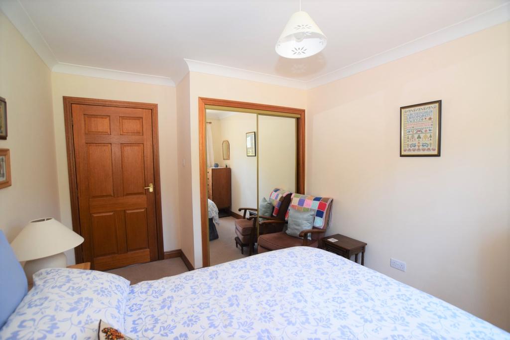 8 Auld Brig View, Auldgirth DG2 0 XE - Grieve Grier