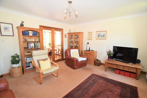 8 Auld Brig View, Auldgirth, Dumfries, DG2 0XE