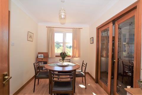 8 Auld Brig View, Auldgirth, Dumfries, DG2 0XE