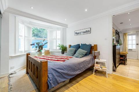 51a Wimbledon Park Road, London, SW18 5SJ