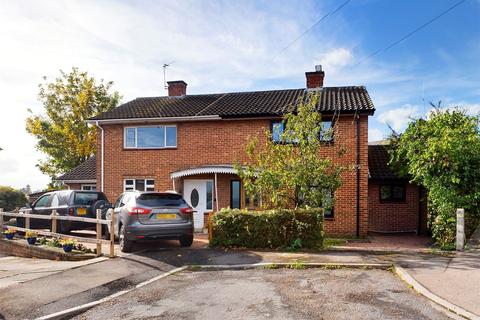 2 bedroom semi-detached house for sale - Brampton Close, Ross On Wye, Herefordshire, HR9