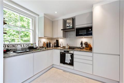 3 bedroom apartment to rent, Cornwall Gardens, South Kensington, London, SW7