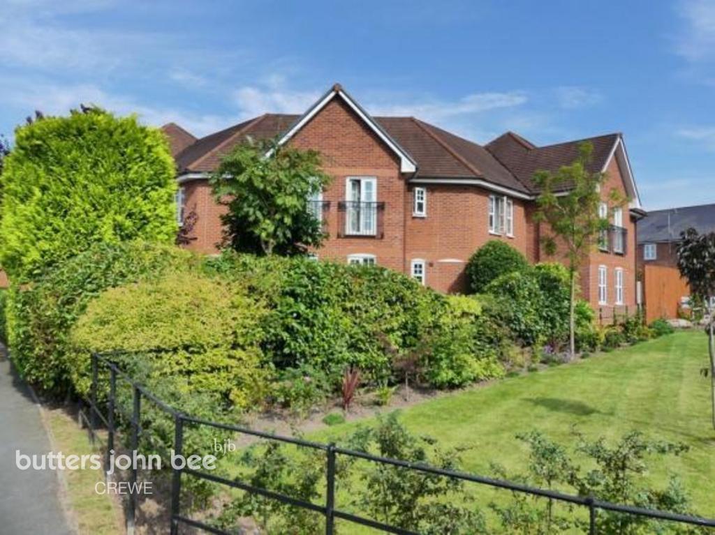 Sherbourne Court, Weston, Crewe 2 bed apartment £115,000