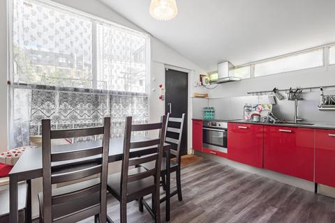 3 Grove Place, London, W3 6AS