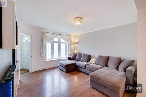 143 Birchanger Road, London, SE25 5BH